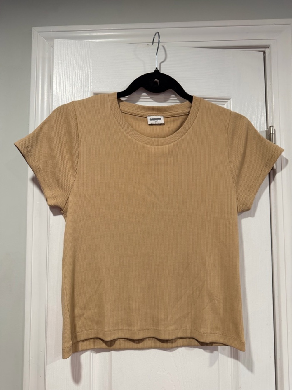 NWOT J. Crew Size L Tan Khaki Crew Neck Short Sleeve Ribbed Stretch Top